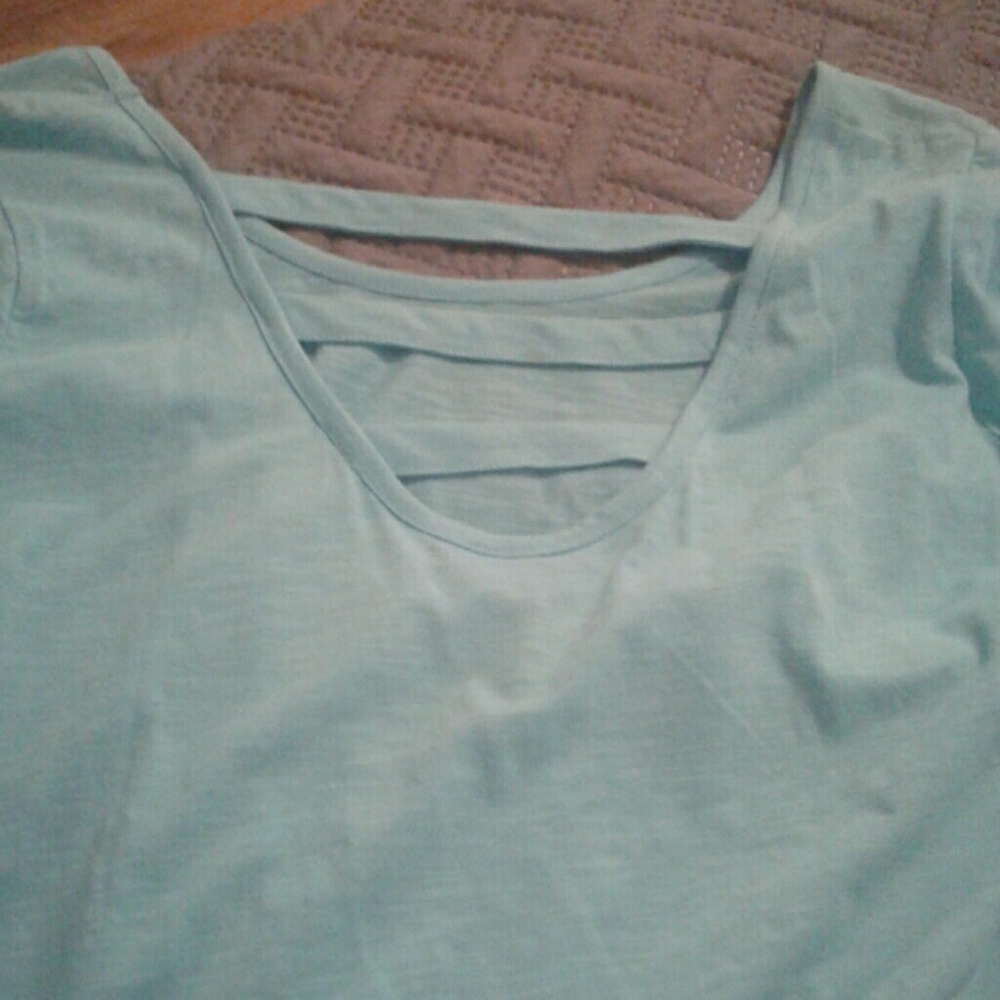 blouse - Picture 2 of 2